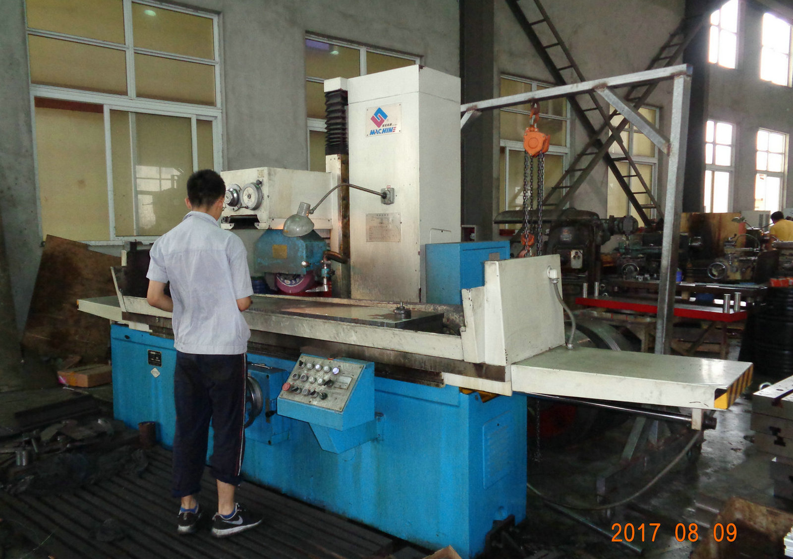 High precision surface grinding machine